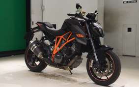 KTM 1290 SUPER DUKE R 2015