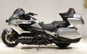 HONDA GL 1800 GOLD WING TOUR DCT 2025