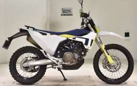 HUSQVARNA 701ED 2023
