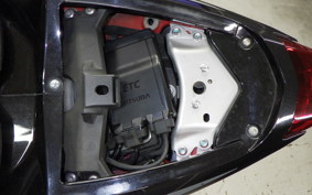 TRIUMPH DAYTONA 675 ABS 2015