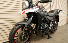 SUZUKI STROM 250ABS DS11A