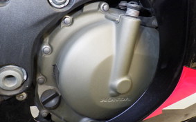 HONDA CBR600F GEN 3 2001 PC35