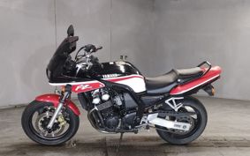 YAMAHA FZ400 4YR
