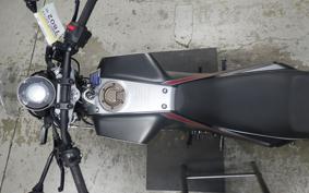 HUSQVARNA SVARTPILEN 401 2023
