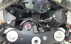 YAMAHA YZF-R1 2003