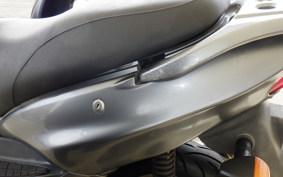 SUZUKI AVENIS 125 CF43A