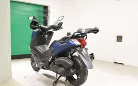 YAMAHA N-MAX 155 A 2022 SG50J