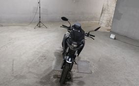 SUZUKI GSX-S125 DL32B