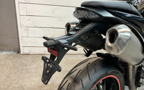 TRIUMPH SPEED TRIPLE 2013 TPN105