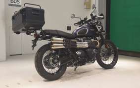 TRIUMPH STREET SCRAMBLER 2021