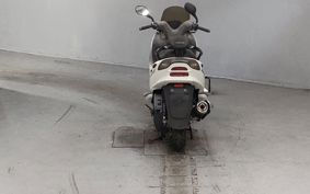 YAMAHA MAJESTY 125 SE27