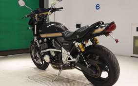 KAWASAKI ZEPHYR 1100 2004 ZRT10A