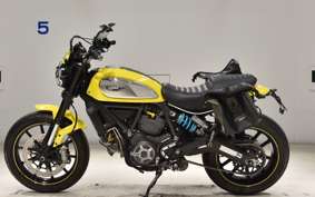 DUCATI SCRAMBLER ICON 2015