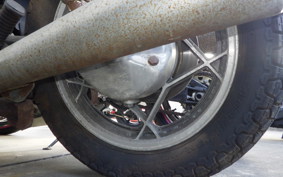 SUZUKI GS750G 1983