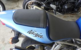 KAWASAKI ZX900R NINJA 2004