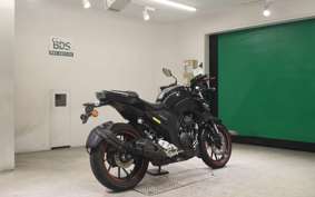 YAMAHA FZ25