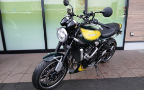 KAWASAKI Z900RS YELLOW  BALL  EDITION  2023 ZR900K