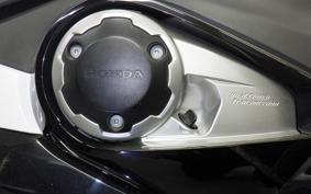 HONDA NM4 VULTUS -02 2015 RC82