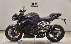 TRIUMPH STREET TRIPLE RS 2025