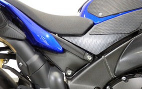 YAMAHA YZF-R1 2013 RN23