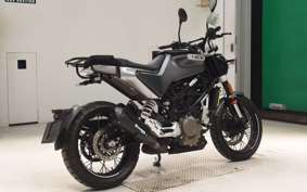 HUSQVARNA SVARTPILEN 401 2021