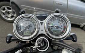 TRIUMPH TRIUMPH BONNEVILLE T100 2021 DAD70G