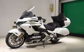 HONDA GL 1800 GOLD WING TOUR DCT 2023