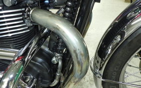 TRIUMPH BONNEVILLE T100 2013