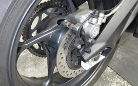 TRIUMPH STREET TRIPLE RS 2024