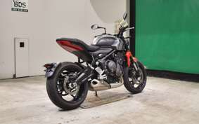 TRIUMPH TRIDENT 660