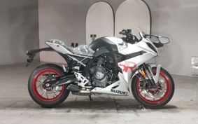 SUZUKI GSX-8R EM1AA