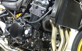 KAWASAKI Z900RS SE 2025 ZR900K