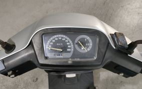 SUZUKI ADDRESS V100 CE13A