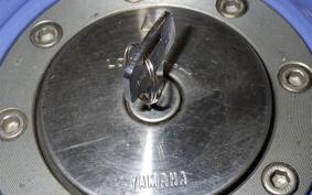 YAMAHA FZR250 2KR
