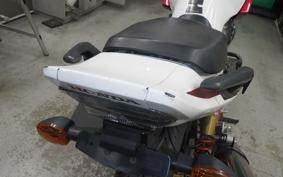 HONDA CB400 SUPER BOLDOR 2015 NC42