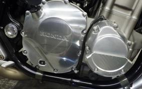 HONDA CB1300SF SUPER FOUR Gen. 3 2004 SC54