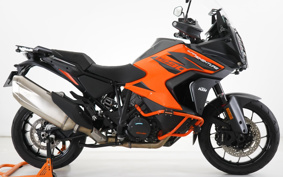KTM 1290 SUPER ADVENTURE S 2023 V7940