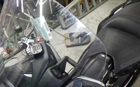YAMAHA T-MAX 530 DX 2017 SJ15J