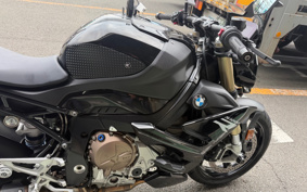 BMW S1000R 2024 0E51