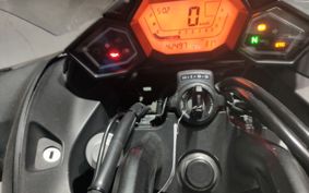 HONDA NM4 VULTUS -02 2014 RC82