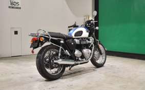 TRIUMPH BONNEVILLE T100 2016