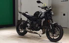 TRIUMPH TRIDENT 660 2021