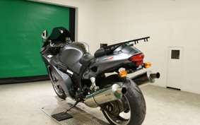 SUZUKI GSX-1300R HAYABUSA 2002