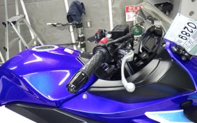 SUZUKI GSX250R