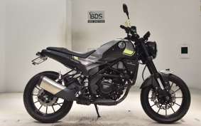 BENELLI レオンチーノ250 2017