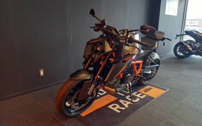 KTM 1390 SUPER DUKE R EVO V3940