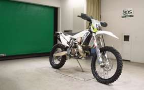 HUSQVARNA TE150I