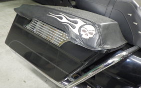 HARLEY FLHR 1580 2010