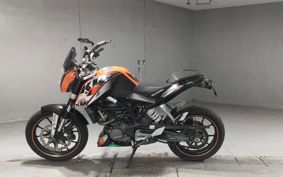 KTM 125 DUKE JGA40