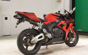 HONDA CBR1000RR 2006 SC57